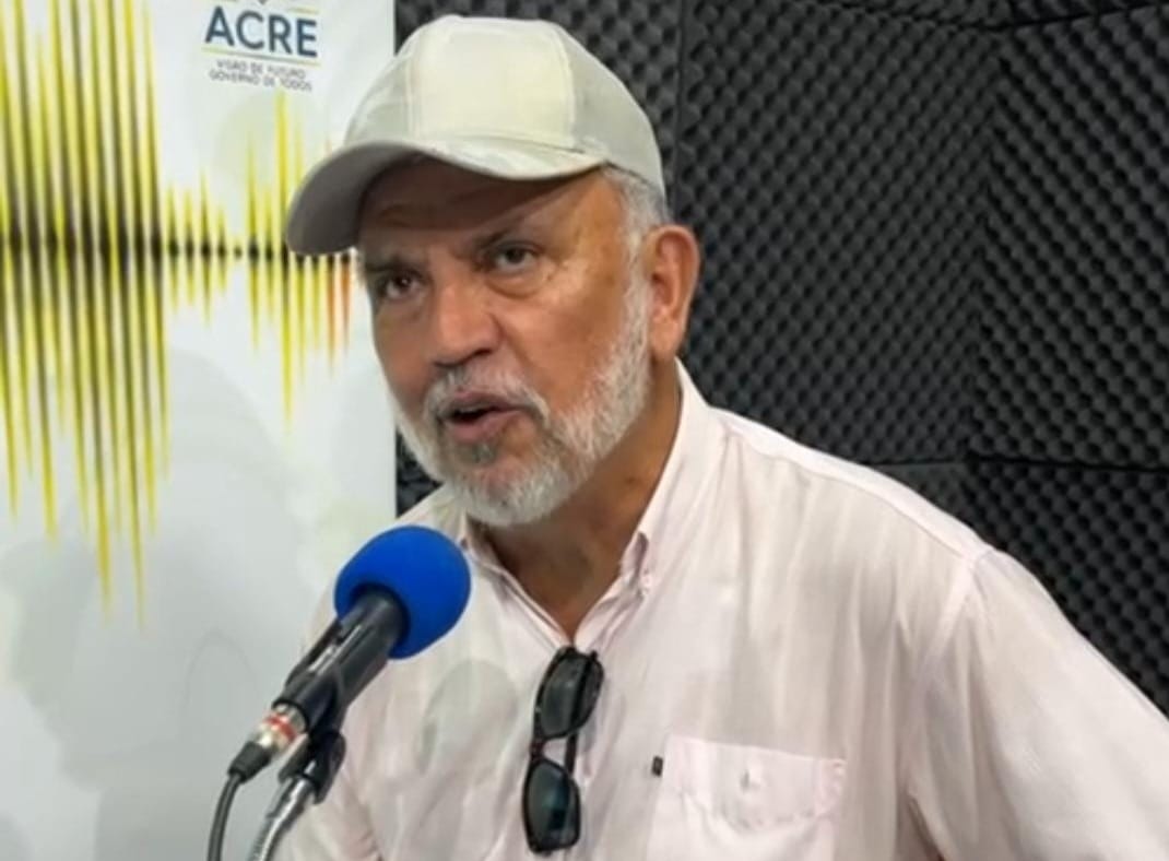 Petecão revela “conversa bastante avançada” com Gladson para voltar a ser aliado do governo e cita Secretaria de Habitação 